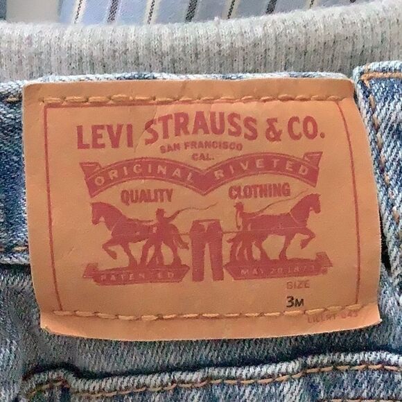 Levi’s Jeans & 2 Gap Shirts (3 pieces) 3M, 3-6M & 6-12M - Picture 2 of 6